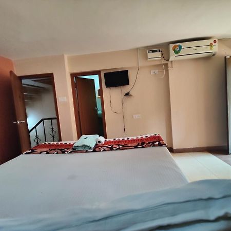 Menezes House Hotel Panaji Ngoại thất bức ảnh