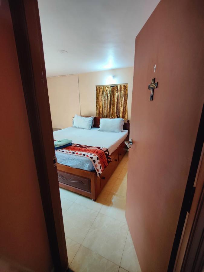 Menezes House Hotel Panaji Ngoại thất bức ảnh
