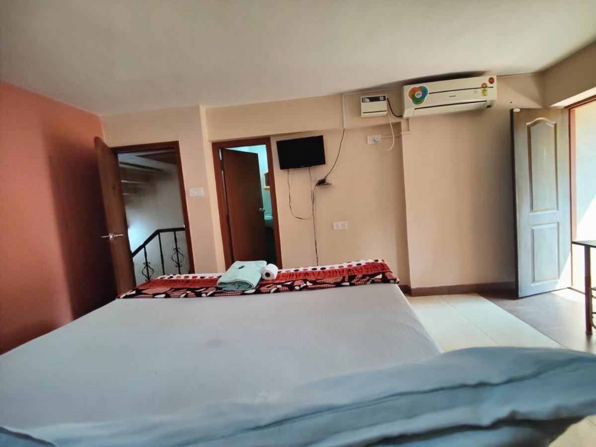Menezes House Hotel Panaji Ngoại thất bức ảnh
