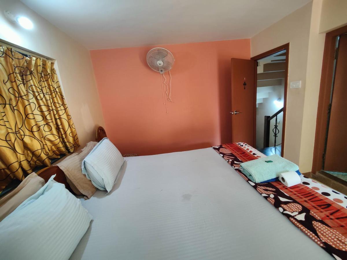 Menezes House Hotel Panaji Ngoại thất bức ảnh