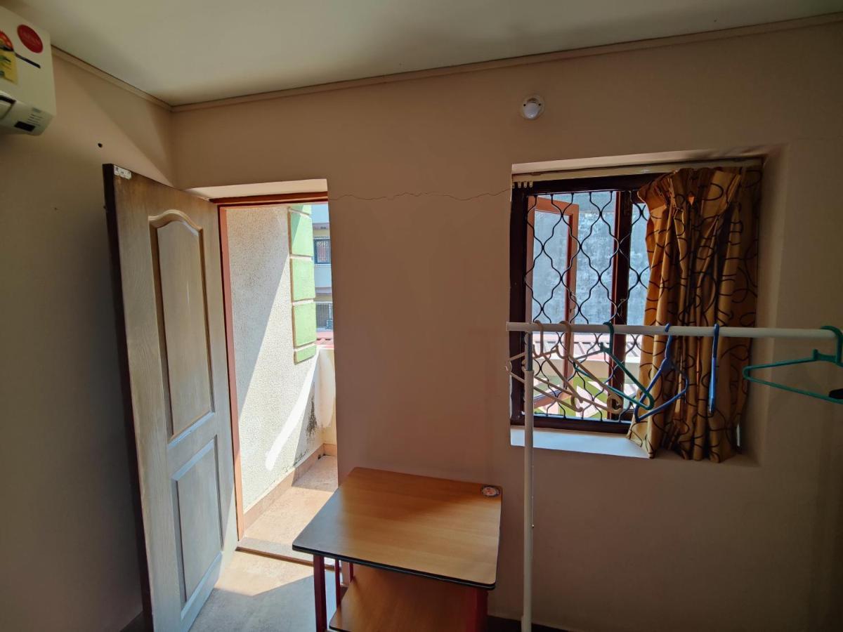 Menezes House Hotel Panaji Ngoại thất bức ảnh