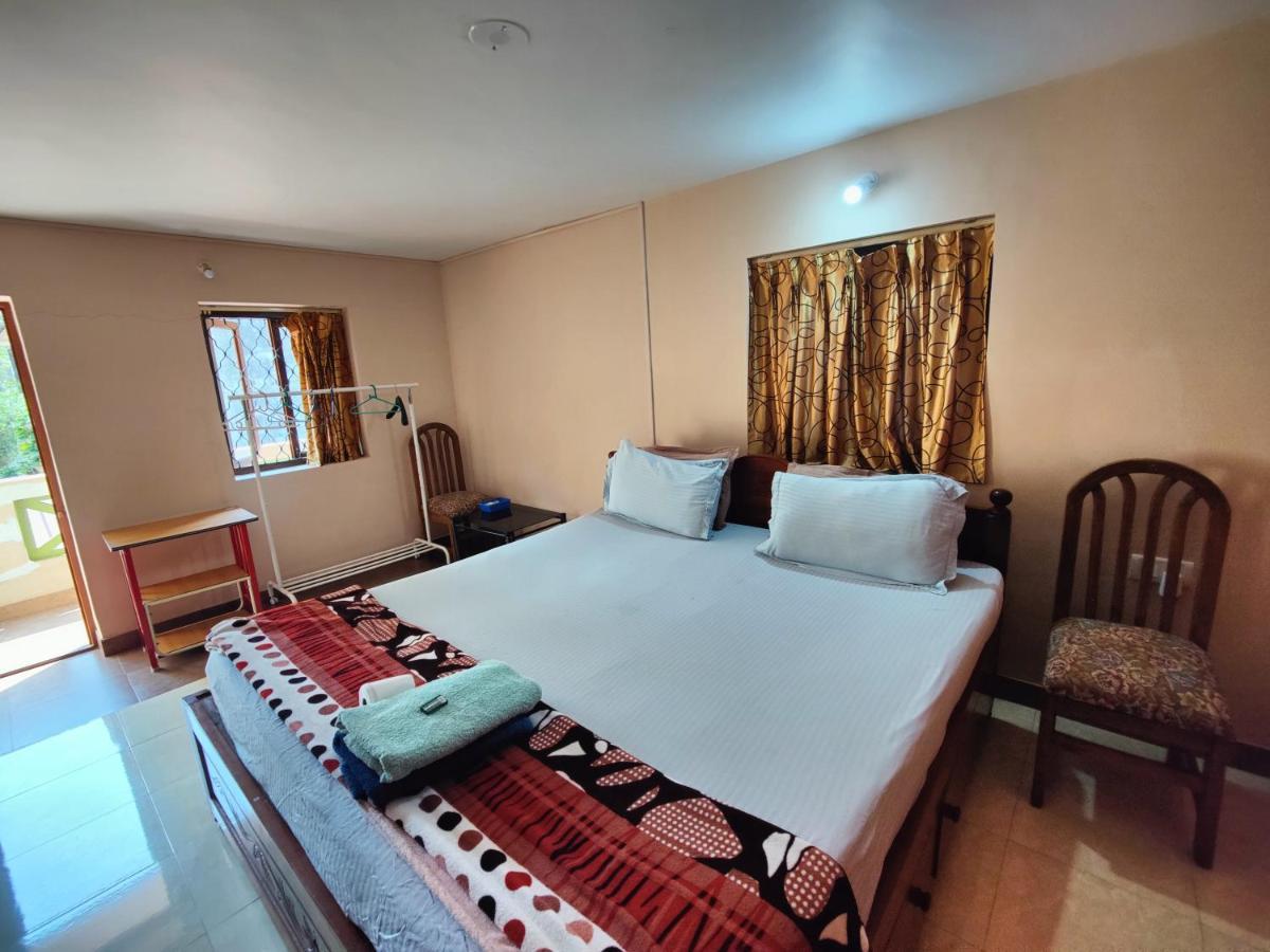 Menezes House Hotel Panaji Ngoại thất bức ảnh
