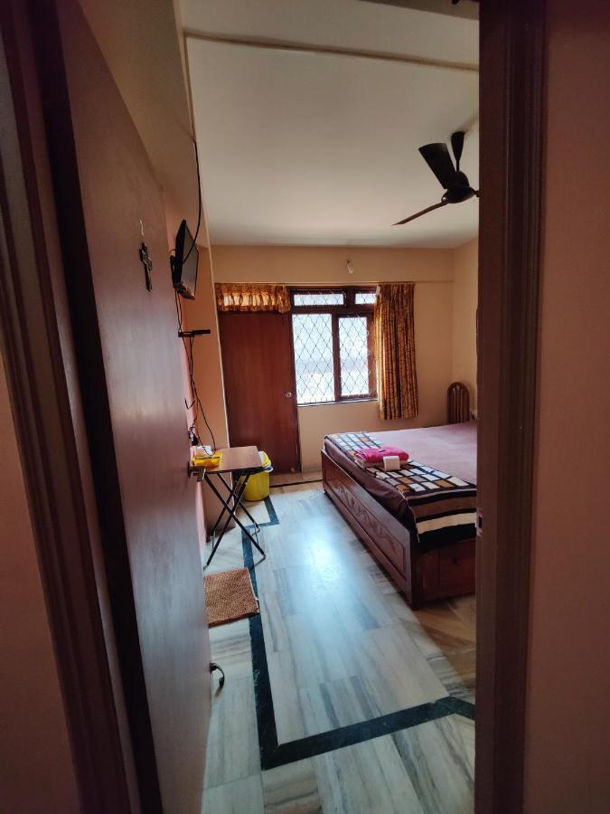 Menezes House Hotel Panaji Ngoại thất bức ảnh