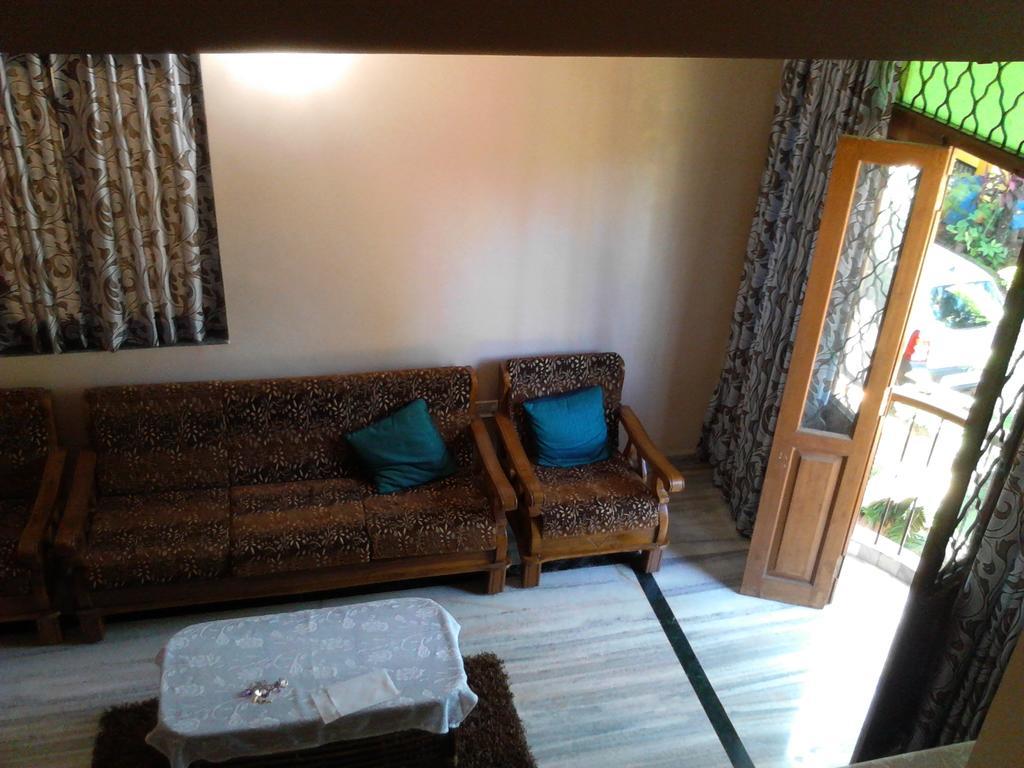 Menezes House Hotel Panaji Ngoại thất bức ảnh