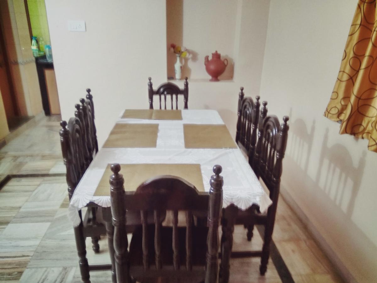 Menezes House Hotel Panaji Ngoại thất bức ảnh