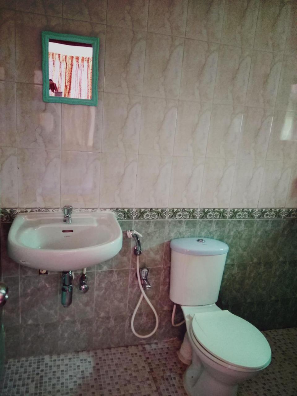 Menezes House Hotel Panaji Ngoại thất bức ảnh